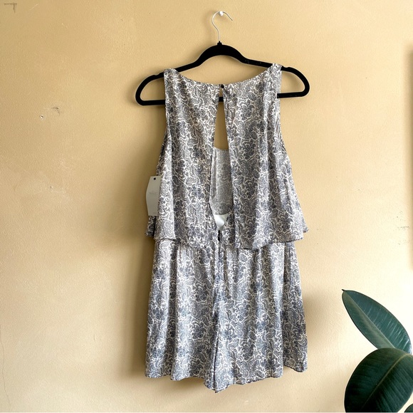 Zara Print Romper/ Playsuit - Picture 5 of 5